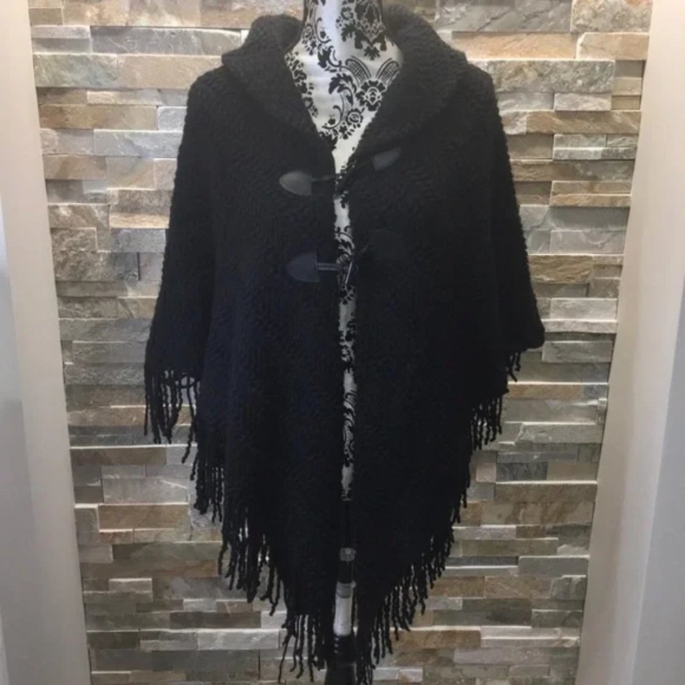 Accessory Street New York Women's Poncho